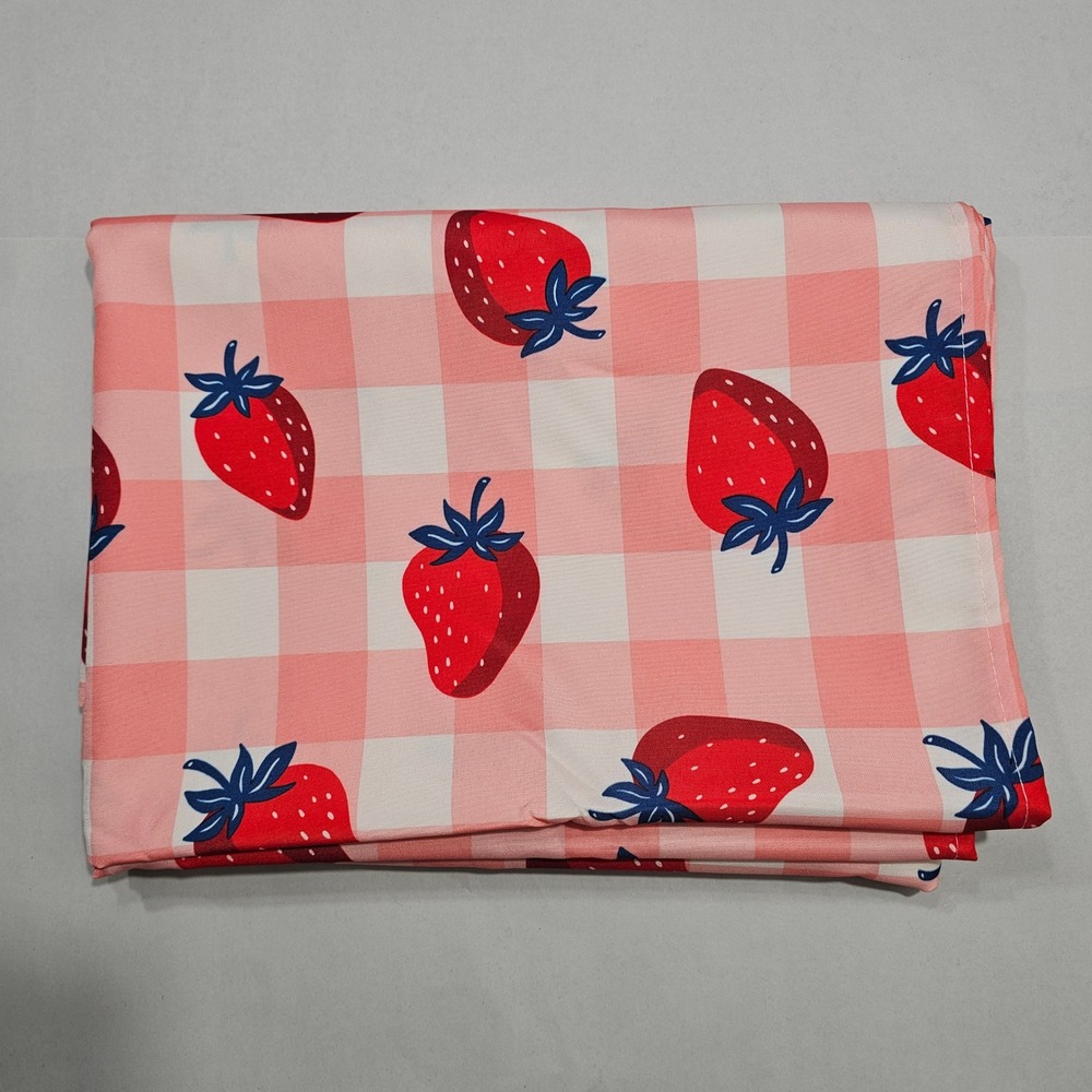 Strawberry Tablecloth 60x84 Pink Strawberry Gingham‎ Rectangular Picnic